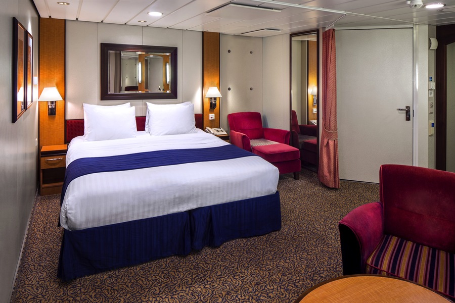 RCI Brilliance of the Seas Junior Suite 2.jpg